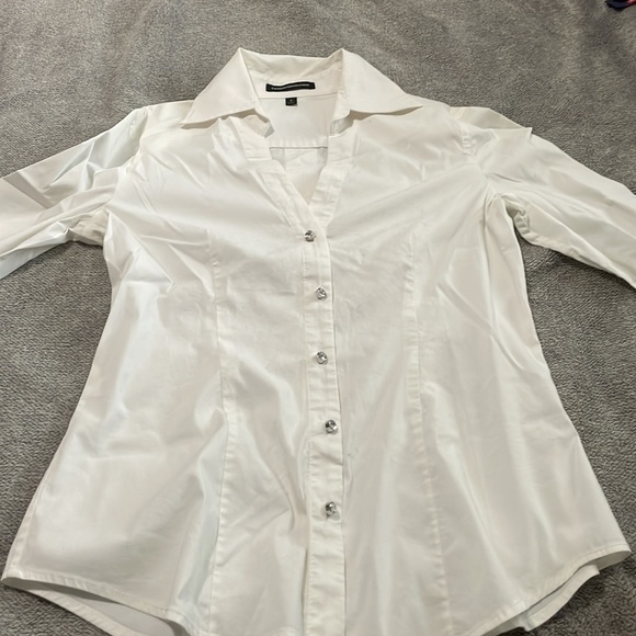 Button up - Picture 4 of 4